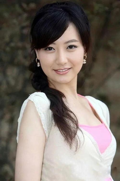 白冰女演员爆料视频大全,娱乐圈幕后真相大揭秘  第1张